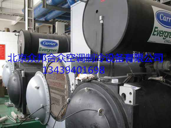 19XR离心机组冷凝器物理清洗